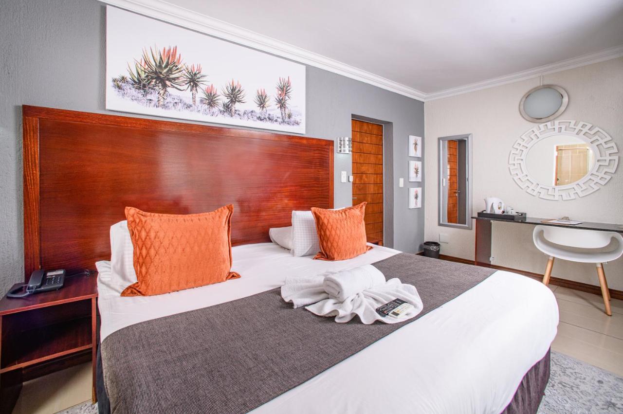 Khayalami Hotel - Mbombela Zewnętrze zdjęcie